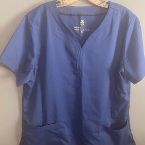 SELLING NATURAL UNIFORM TOP FOR WOMEN SIZE XL COLOR NAVY BLUE SHORT SLEEVE..
